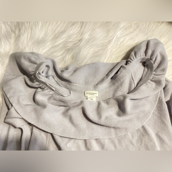 Club Monaco cashmere off-shoulder sweater - Picture 4 of 5